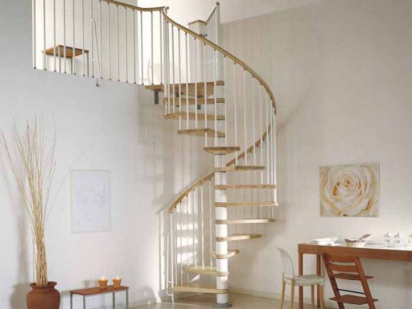 Klan Spiral Staircase in White Steel with Light Beech Treads