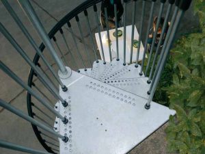 Civik Zink Exterior Galvanised Steel Spiral Staircase Landing Tread